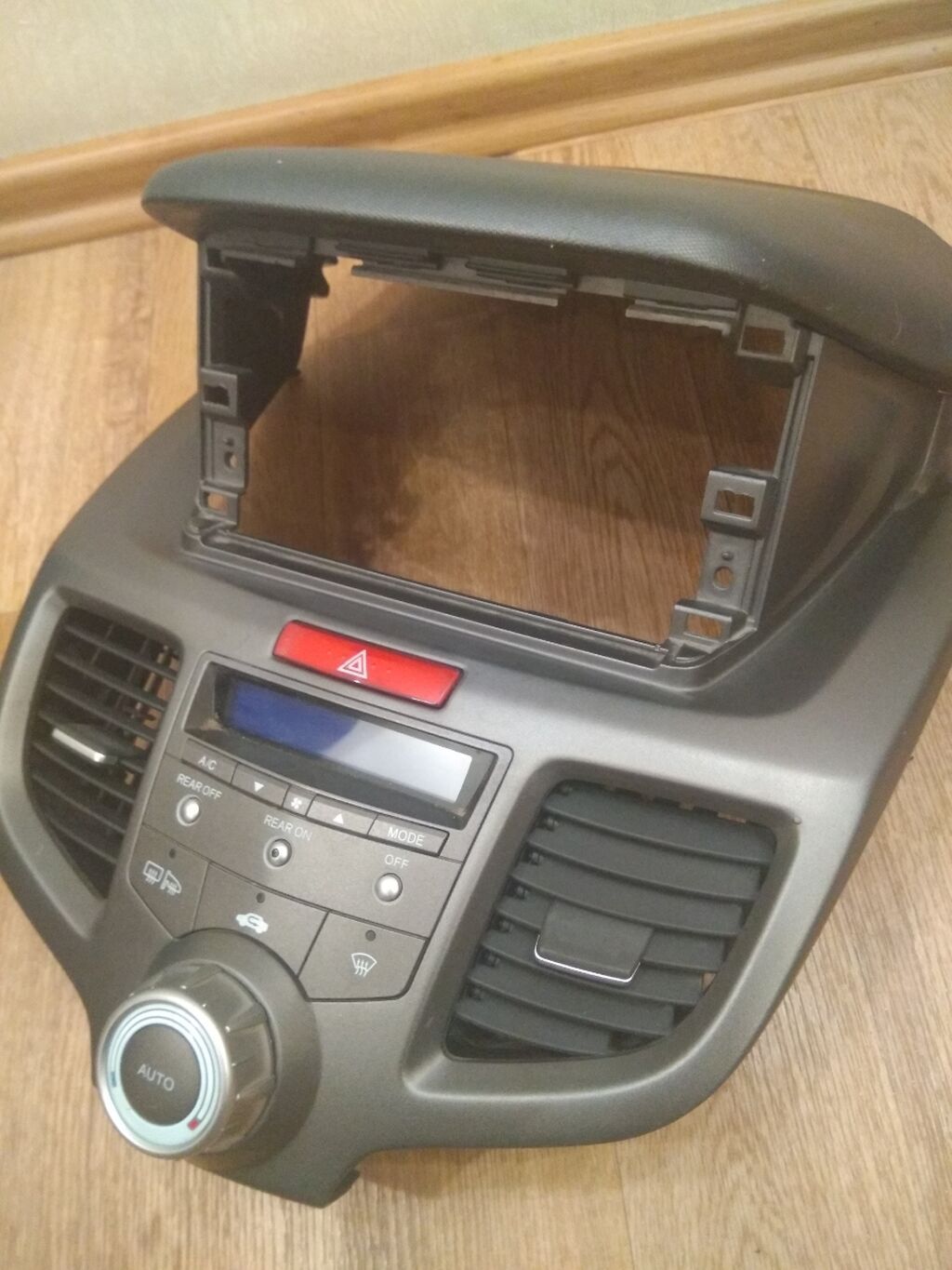 Продаю панель Honda Odyssey RB1 под: 3000 KGS Аксессуары для авто ...