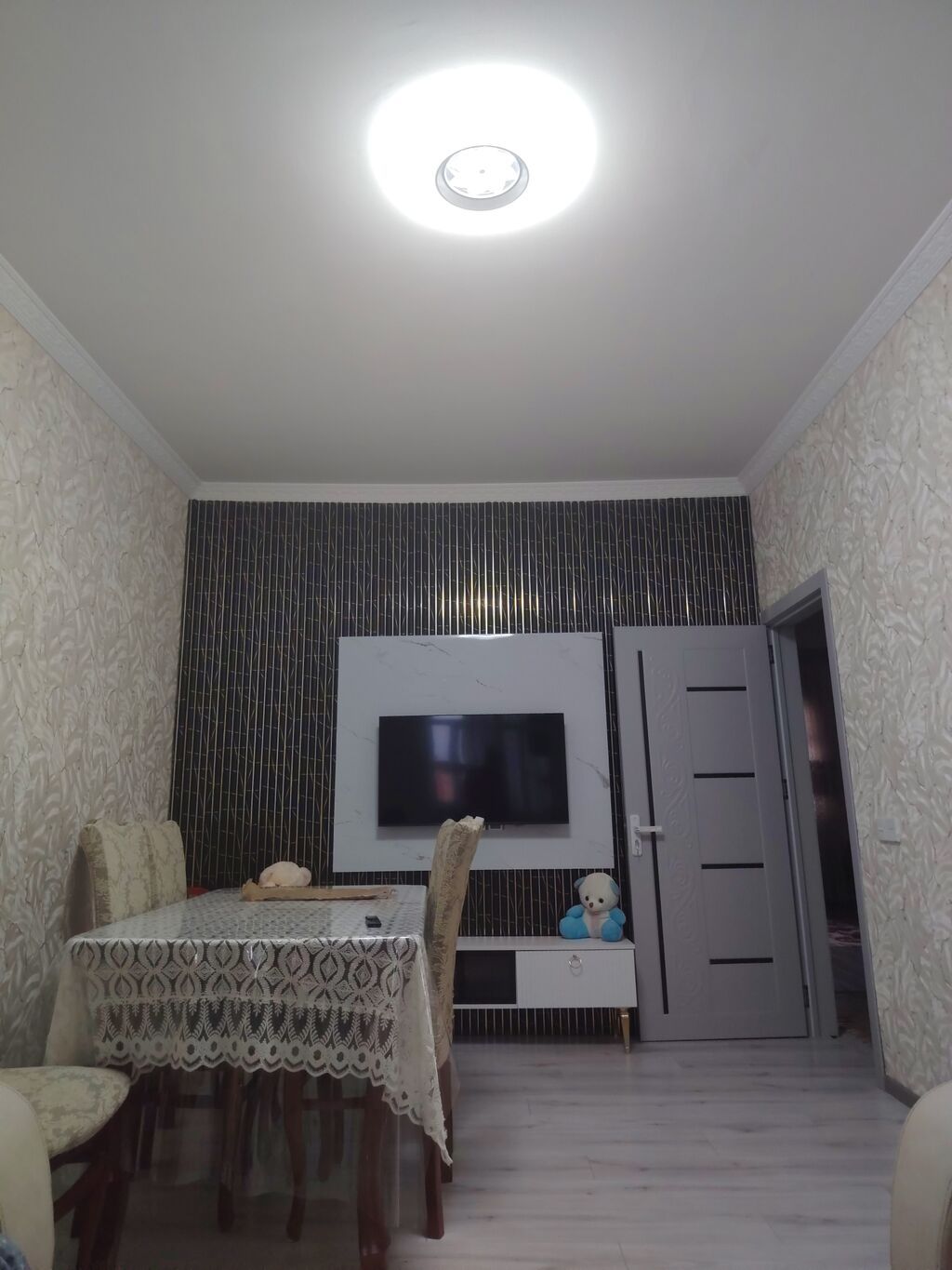 İcarəyə otaq – 2 çarpayılı, işıqlı və rahat - Geniş pəncərəli, günəş
