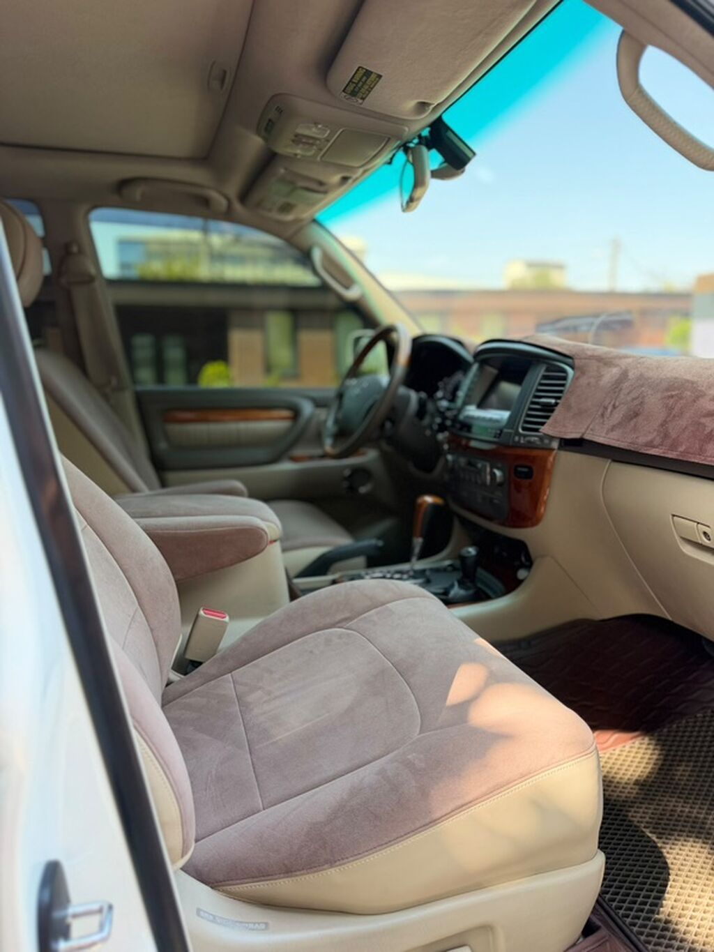 Lexus LX: 2006 г., 4.7 л, Автомат, Газ, Внедорожник: фото 7