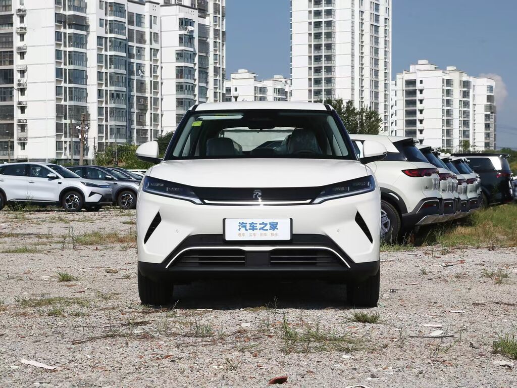 BYD Yuan Up: 2025 г., Электромобиль, Кроссовер: фото 3