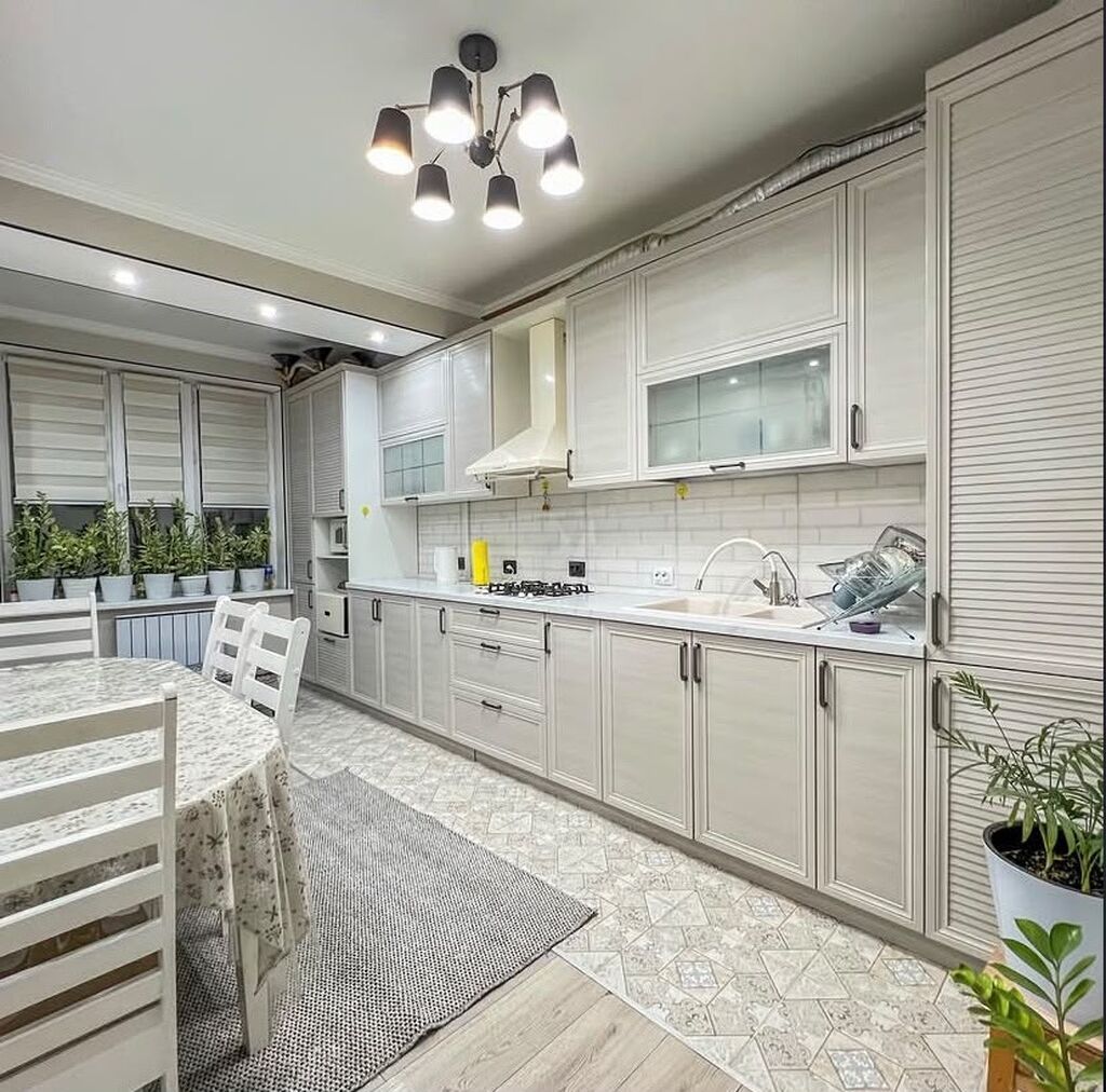 2 комнаты, 76 м², АУЦА Элитка, 2 этаж, Евроремонт: фото 6
