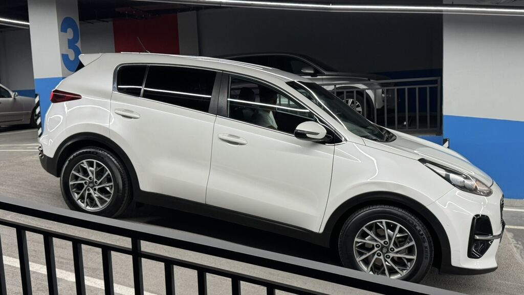 Kia Sportage: 2019 г., 2 л, Автомат, Дизель, Кроссовер: фото 3