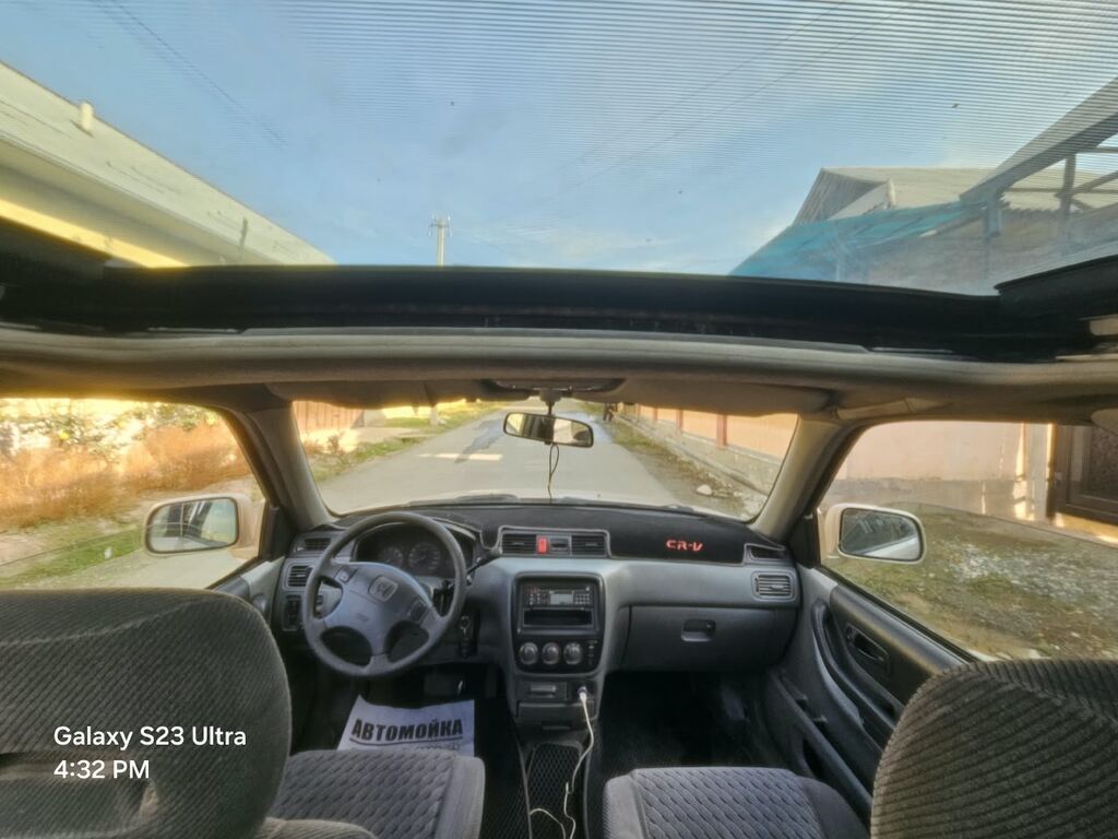 Honda CR-V: 1999 г., 2 л, Автомат, Газ, Кроссовер: фото 4