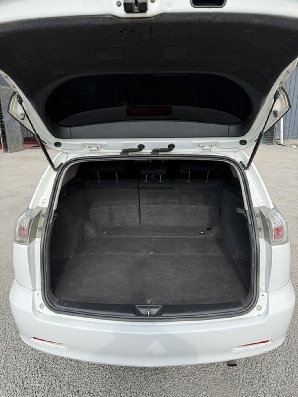 Toyota Caldina: 2005 г., 2 л, Автомат, Бензин, Универсал: фото 7