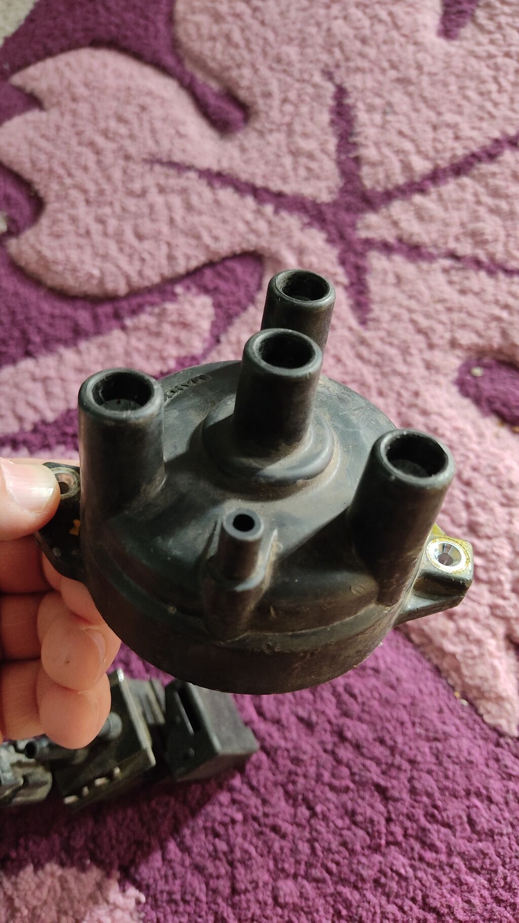 Продаю крышку трамблера Матиз 2 Корея.: 150 KGS Другие детали для ...