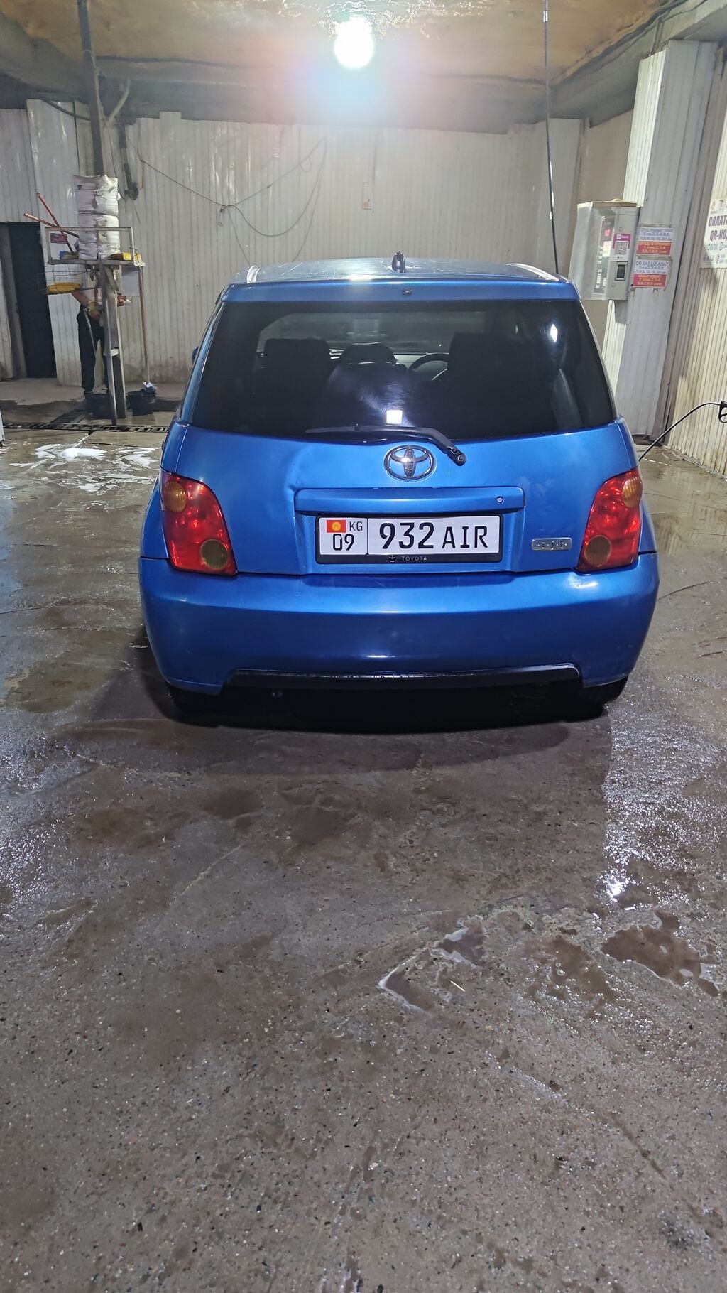 Toyota Ist: 2002 г., 1.5 л, Автомат, Бензин, Лифтбек: фото 4