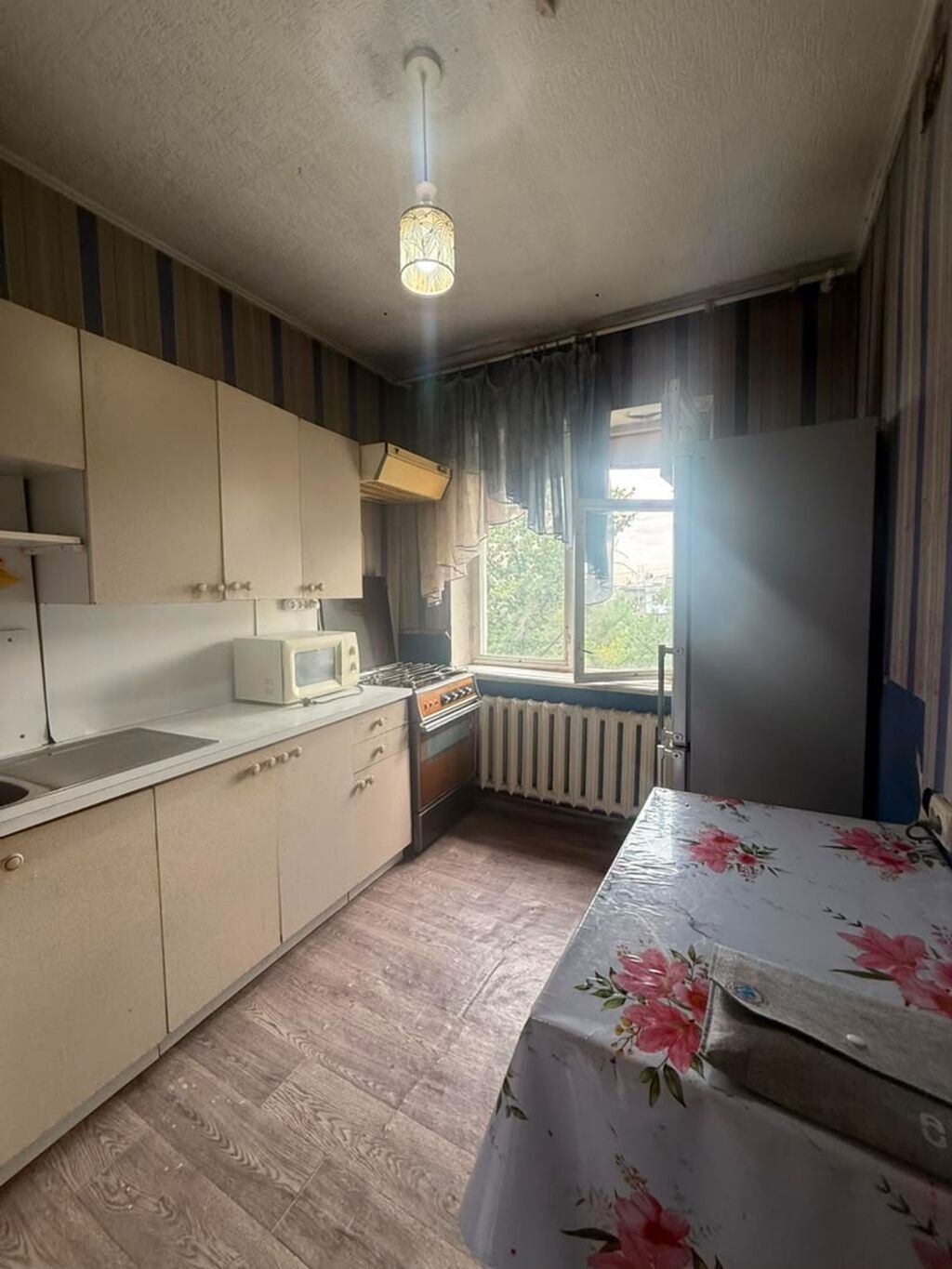 2 комнаты, 46 м², Золотой квадрат Индивидуалка, 5 этаж, Требуется ремонт: фото 4