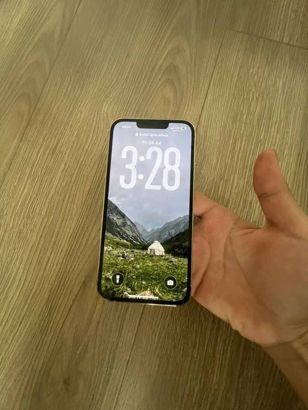 IPhone 13 Pro, Б/у, 256 ГБ, Серебристый, Чехол, 100 %: фото 3