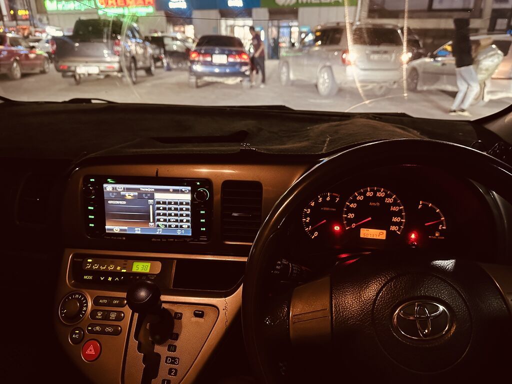Toyota WISH: 2005 г., 1.8 л, Автомат, Бензин: фото 6