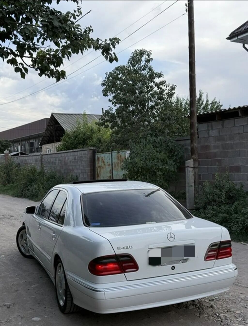 Mercedes-Benz E-Class: 2000 г., 4.3 л, Автомат, Бензин, Седан: фото 2