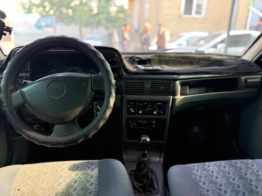 Daewoo Nexia: 2006 г., Механика, Бензин, Седан: фото 4