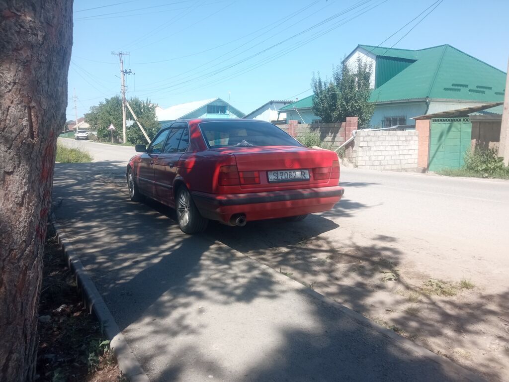 BMW 5 series: 1992 г., 2 л, Механика, Бензин, Седан: фото 4