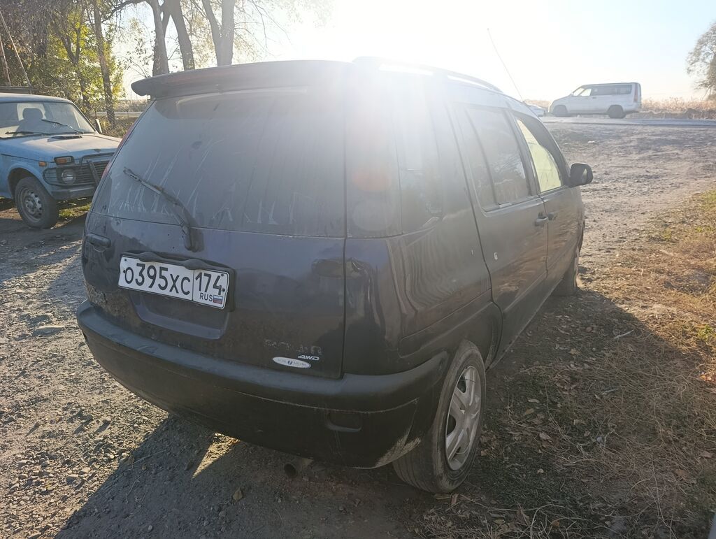 Toyota Raum: 1999 г., 1.5 л, Автомат, Бензин, Минивэн: фото 3
