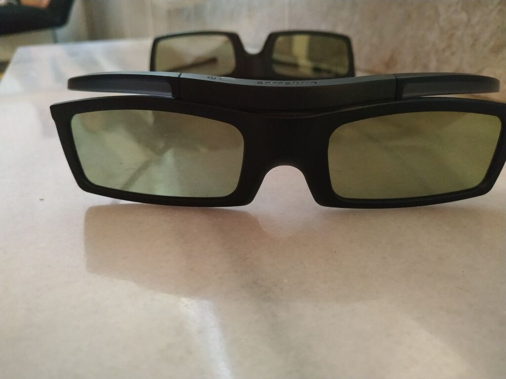 Αξεσουάρ για την τηλεόραση και βίντεο: Δύο ζευγάρια 3D Γυαλιά Samsung SSG-3570CR Active. Στο ενα υπάρχει — 1