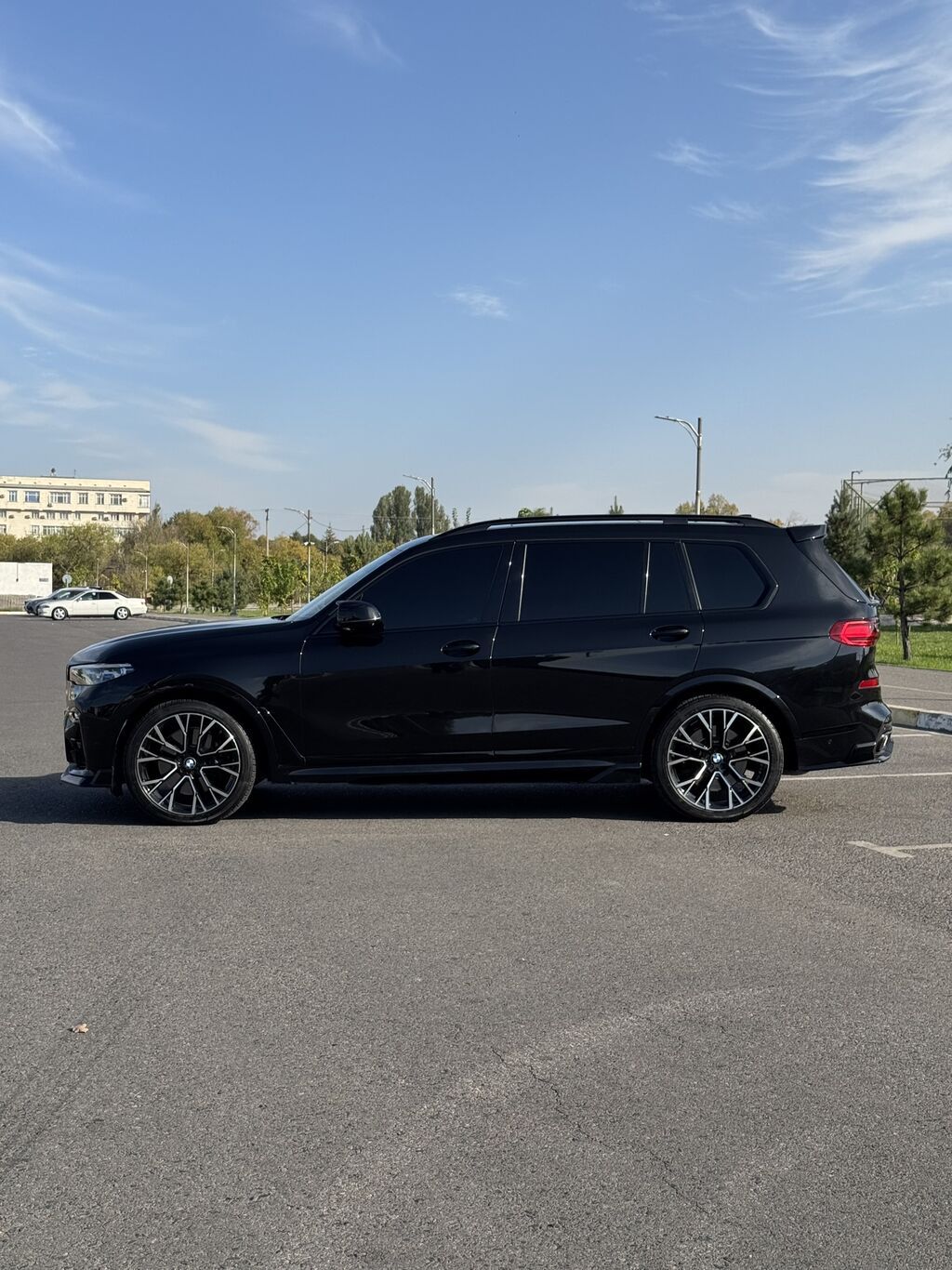BMW X7: 2022 г., 4.4 л, Автомат, Бензин, Внедорожник: фото 7
