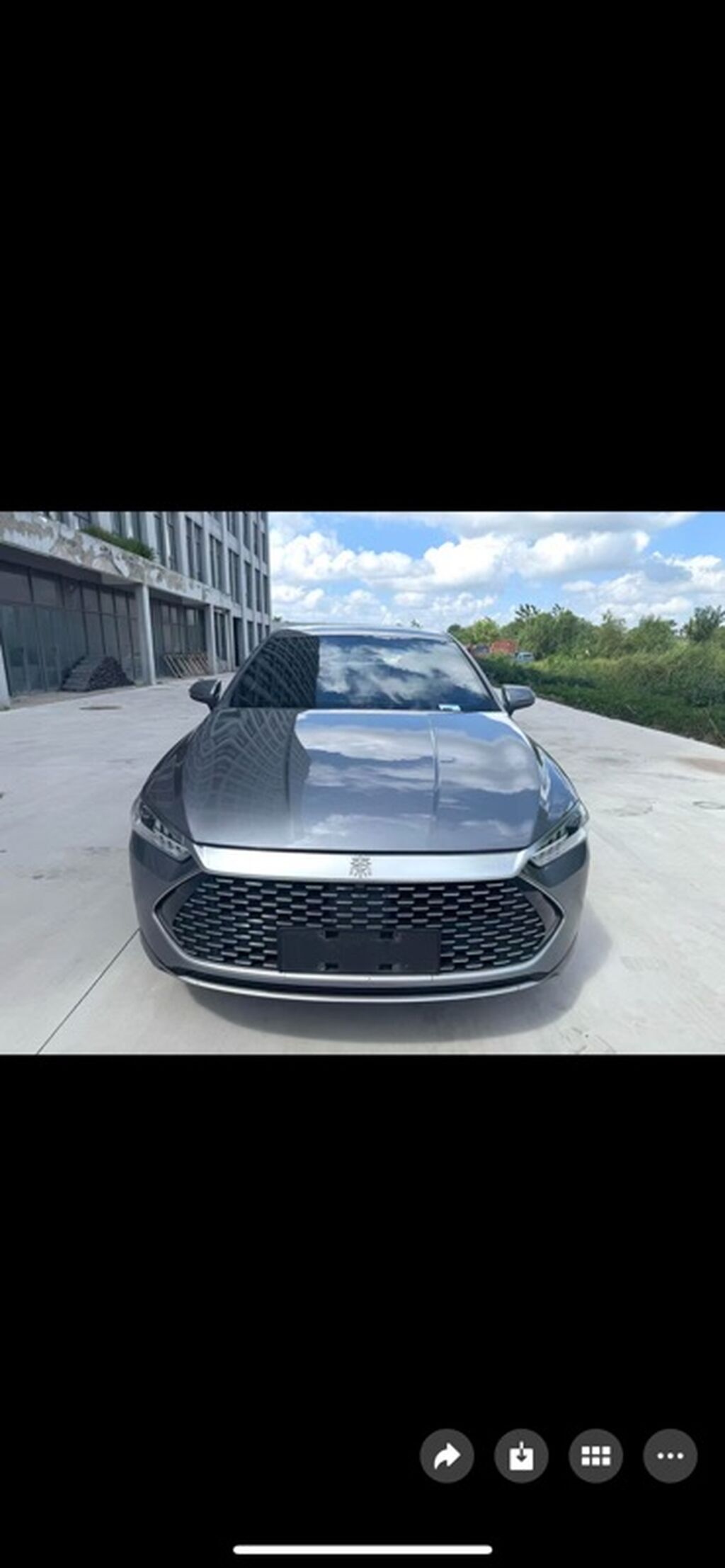 BYD Qin: 2022 г., 1.5 л, Гибрид, Седан: фото 6
