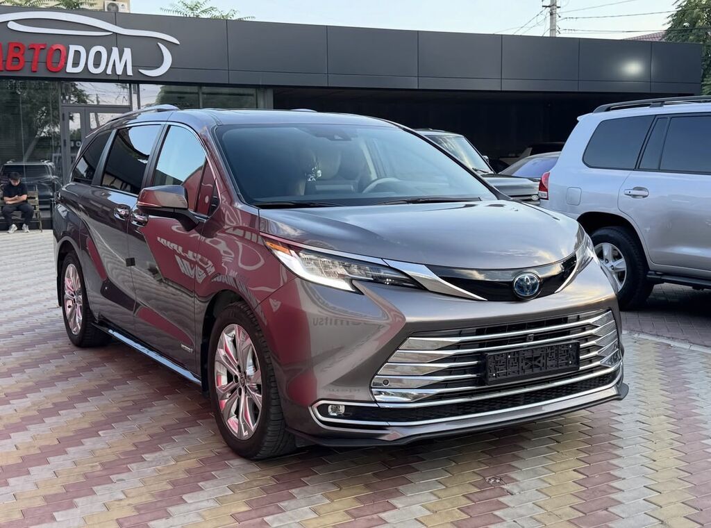 Toyota Sienna: 2021 г., 2.5 л, Автомат, Гибрид, Минивэн: фото 4