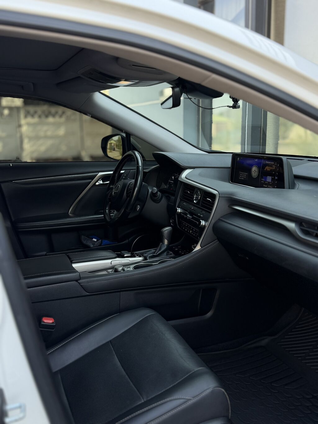 Lexus RX: 2018 г., 3.5 л, Вариатор, Гибрид, Кроссовер: фото 8