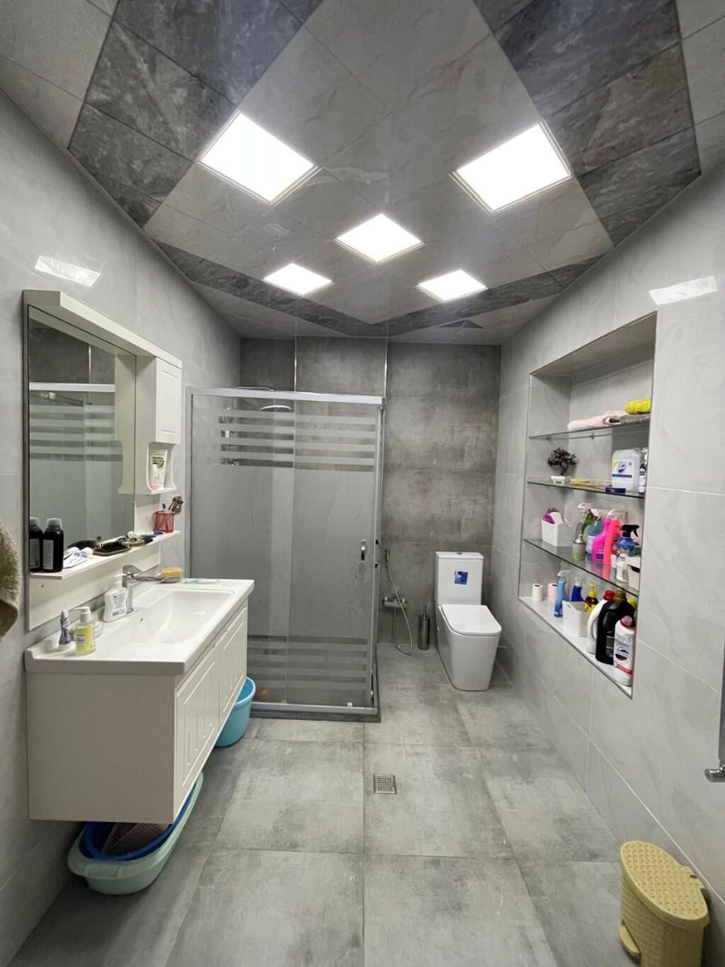 5 otaqlı, 285 kv. m, Yeni təmirli