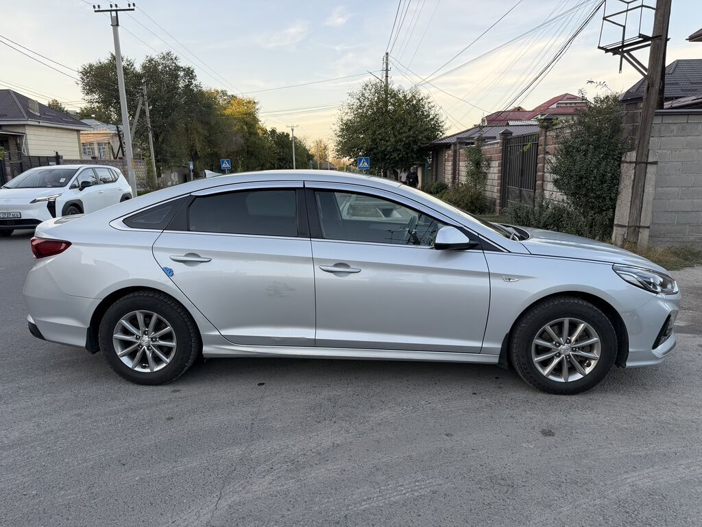 Hyundai Sonata: 2020 г., 2 л, Автомат, Газ: фото 3
