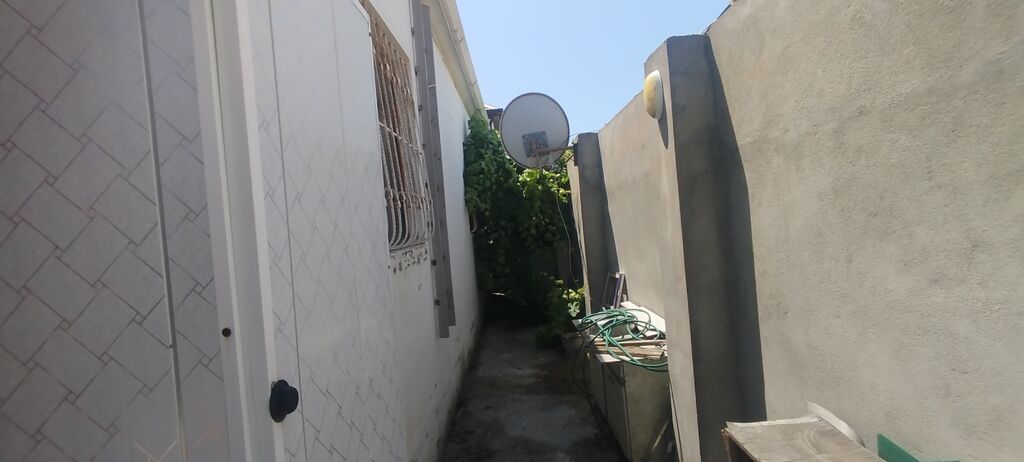 3 otaqlı, 135 kv. m, Yeni təmirli