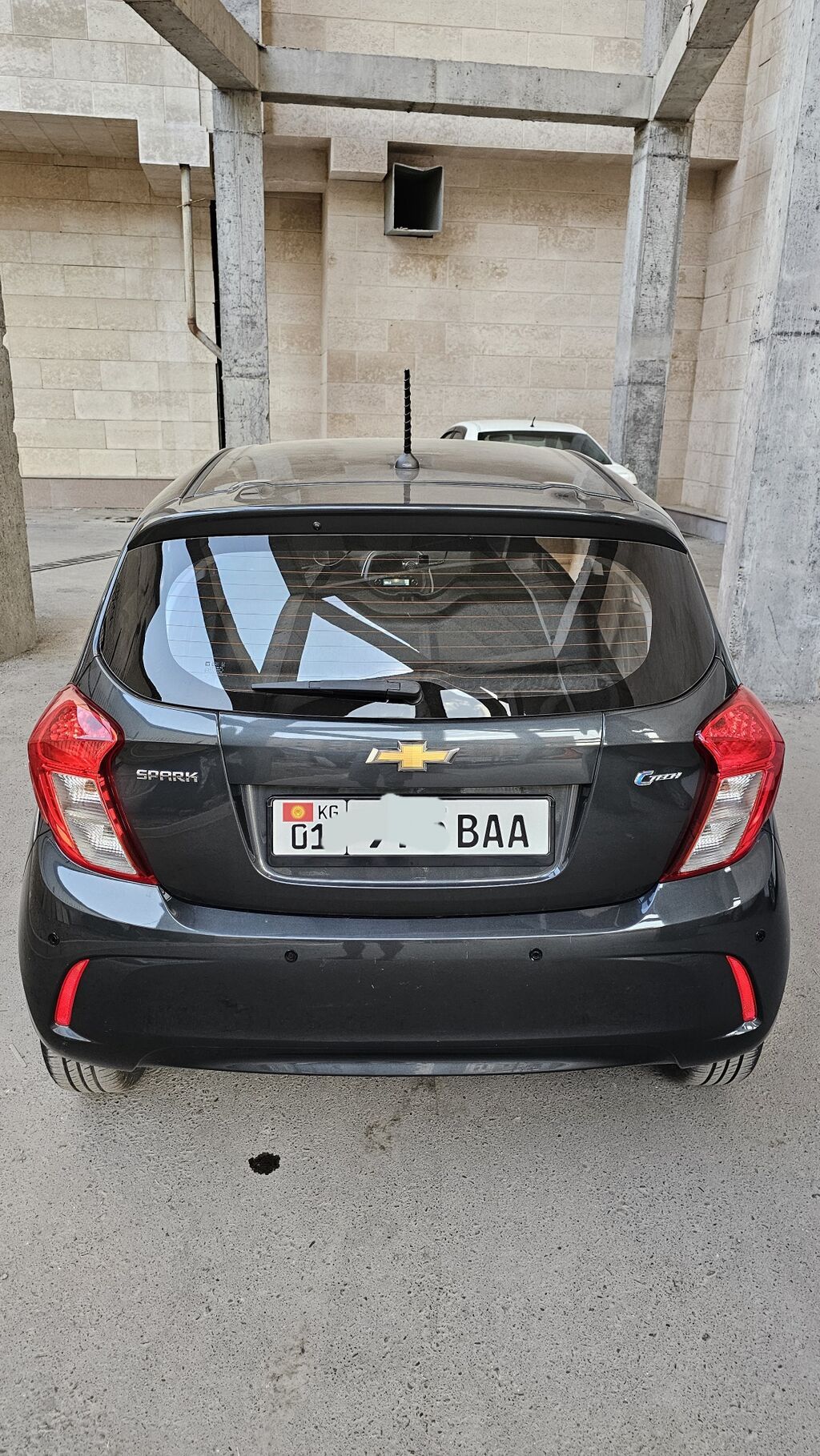 Chevrolet Spark: 2017 г., 1 л, Автомат, Бензин, Хэтчбэк: фото 8