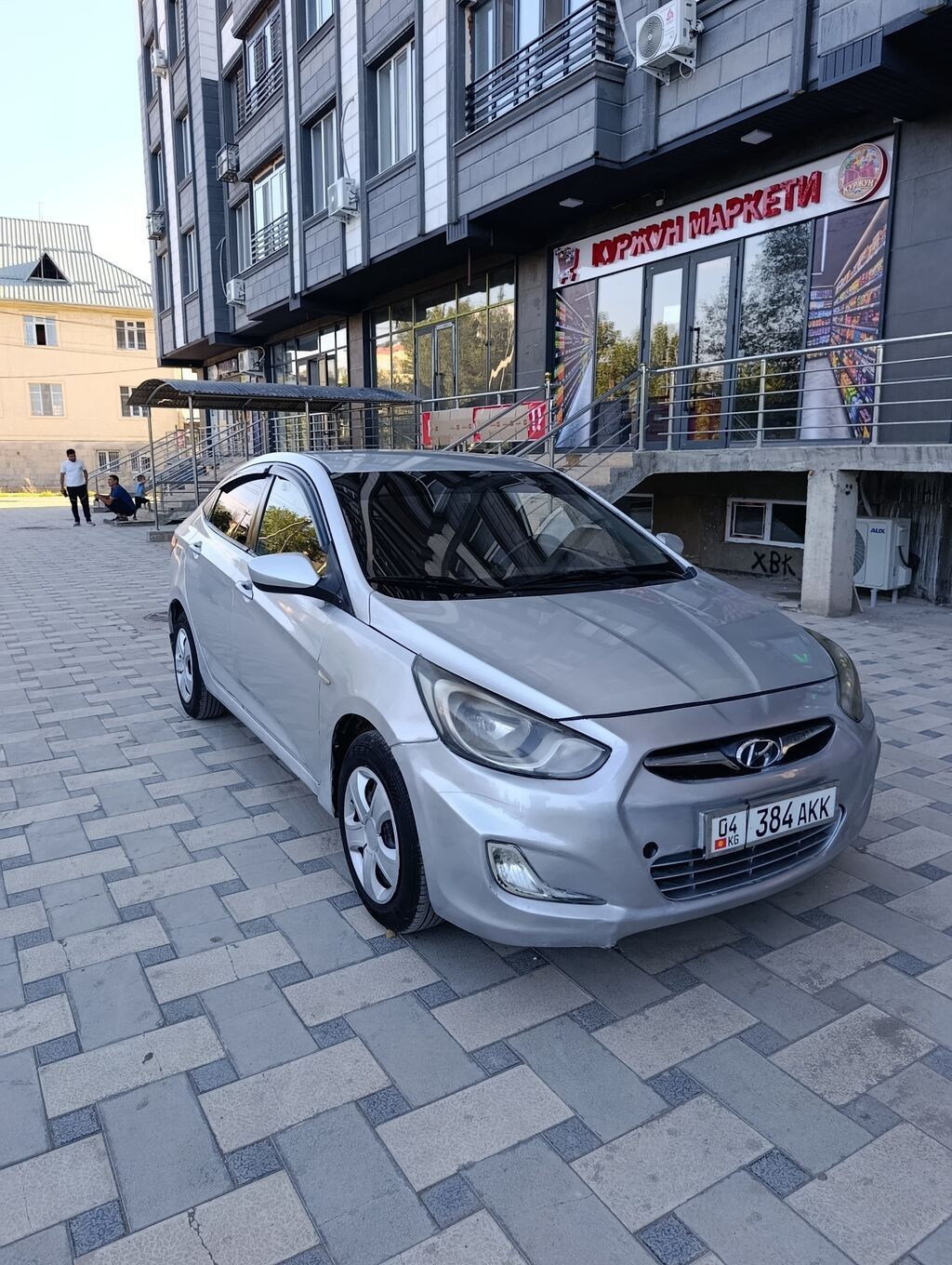 Hyundai Solaris: 2014 г., 1.6 л, Бензин, Седан: фото 2