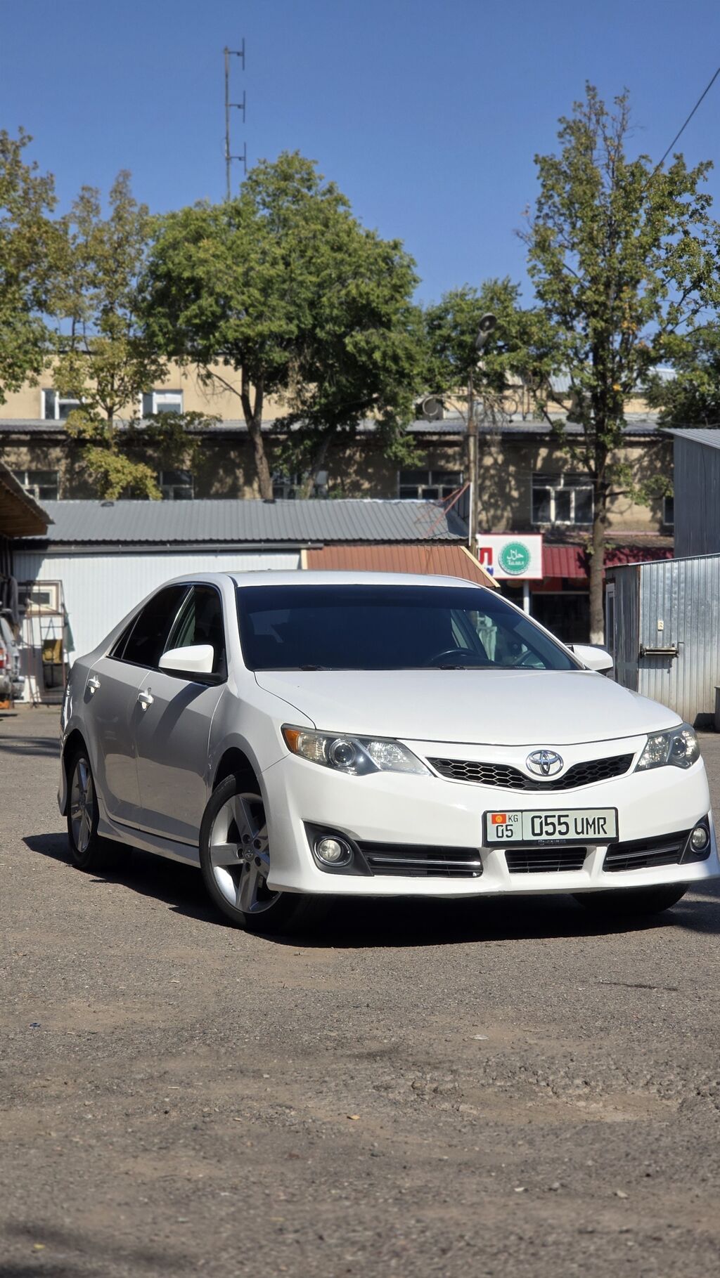 Toyota Camry: 2012 г., 2.5 л, Автомат, Бензин, Седан: фото 2