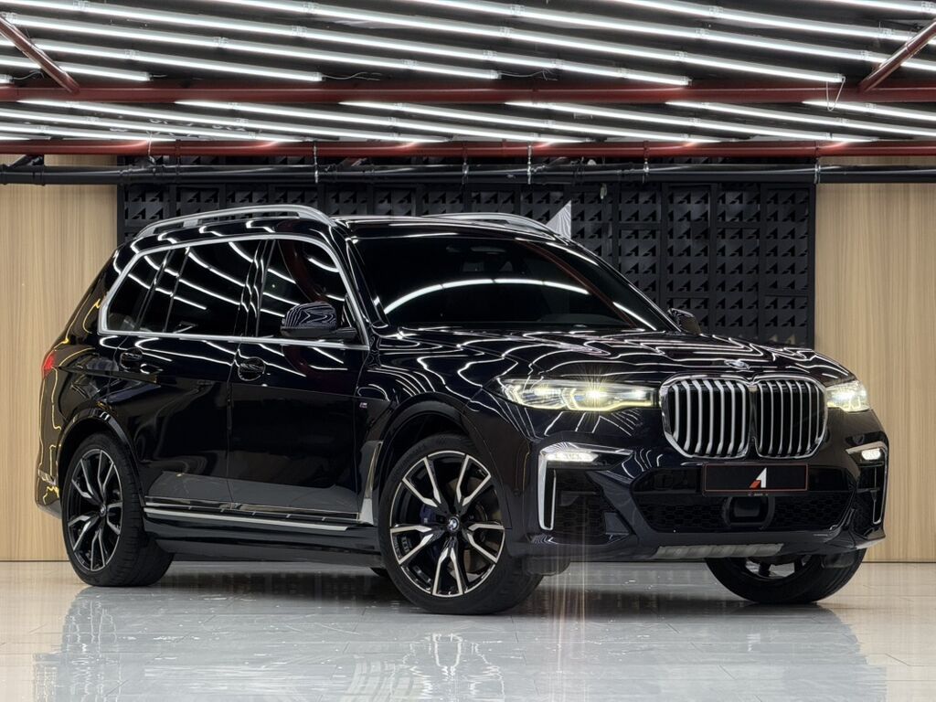 BMW X7: 2020 г., 3 л, Автомат, Дизель, Внедорожник: фото 1