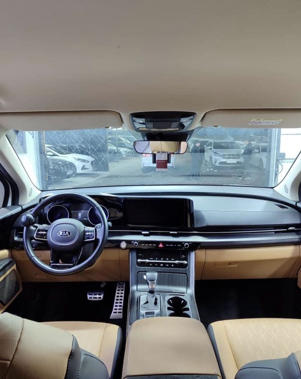 Kia Carnival: 2021 г., 3.5 л, Автомат, Бензин: фото 7