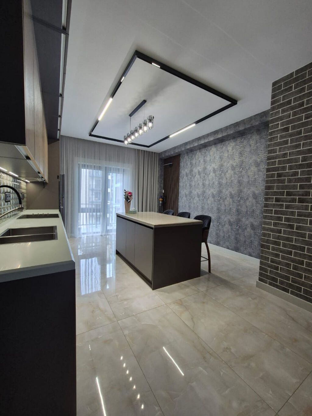 2 otaqlı, Yeni tikili, 91 kv. m