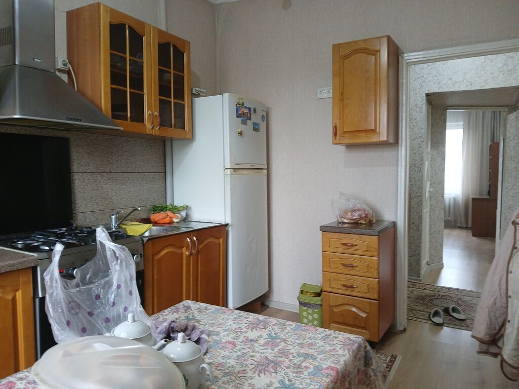 3 комнаты, 67 м², 105 серия, 5 этаж, Косметический ремонт: фото 2