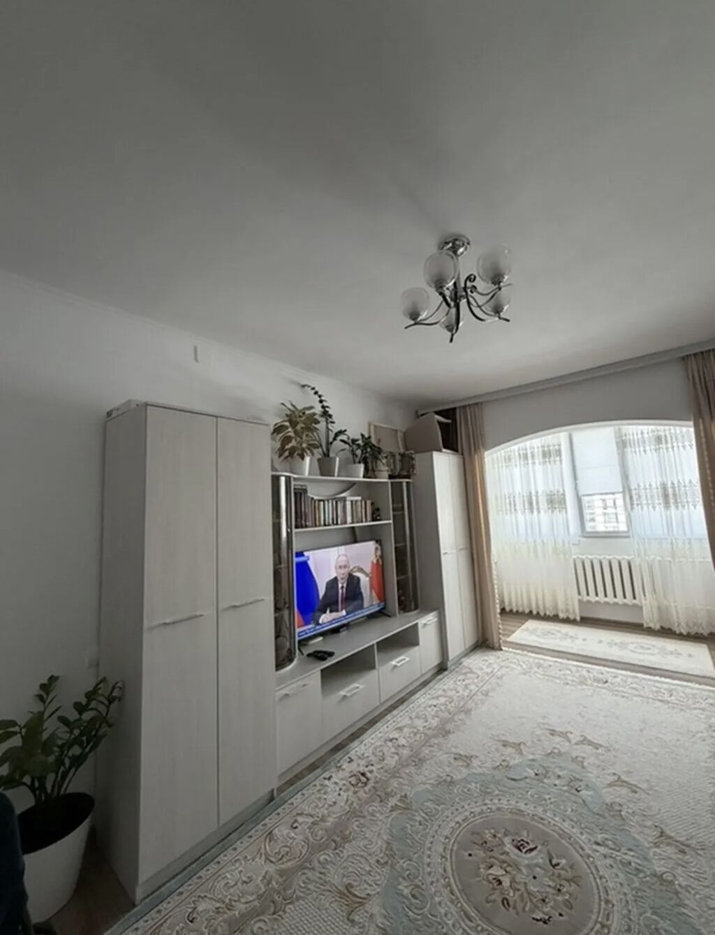 1 комната, 45 м², 12 мкр 106 серия, 6 этаж, Евроремонт: фото 3