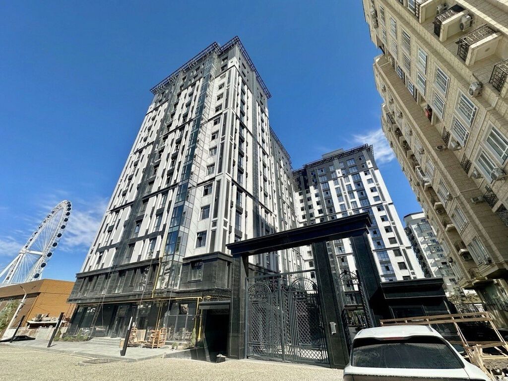 3 комнаты, 114 м², 9 этаж, ПСО (под самоотделку): фото 1