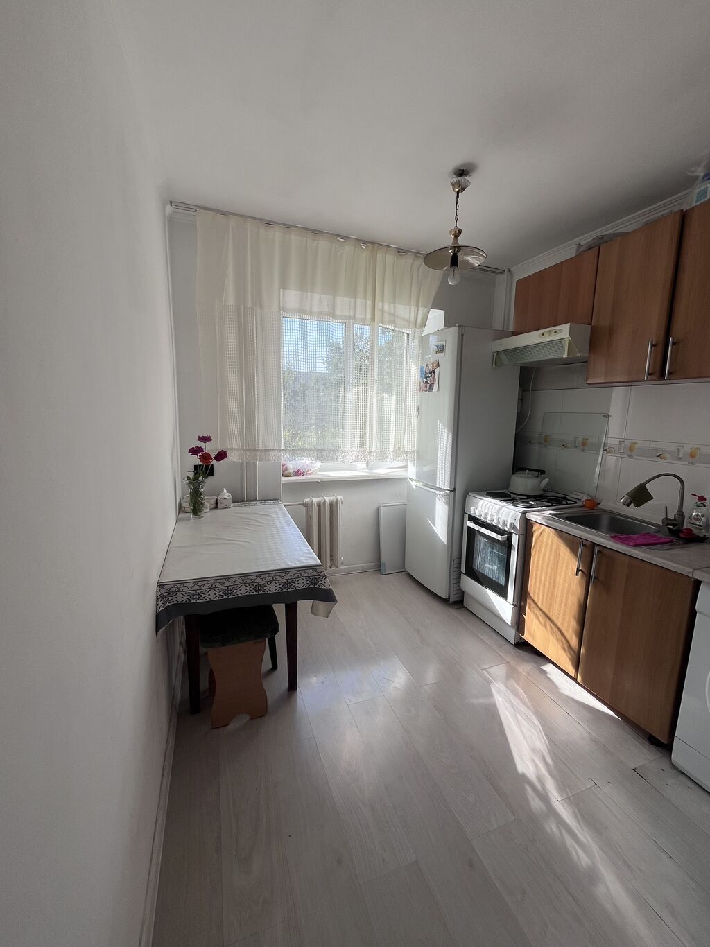 3 комнаты, 58 м², Золотой квадрат 104 серия, 4 этаж, Косметический ремонт: фото 2