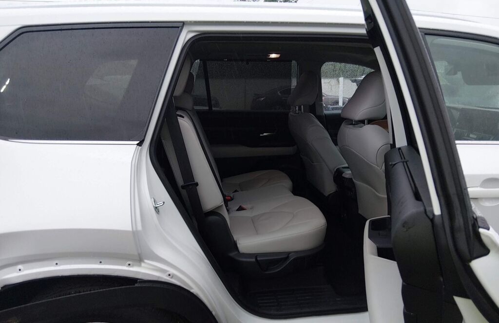 Toyota Grand Highlander: 2025 г., 2.4 л, Автомат, Бензин, Кроссовер: фото 5