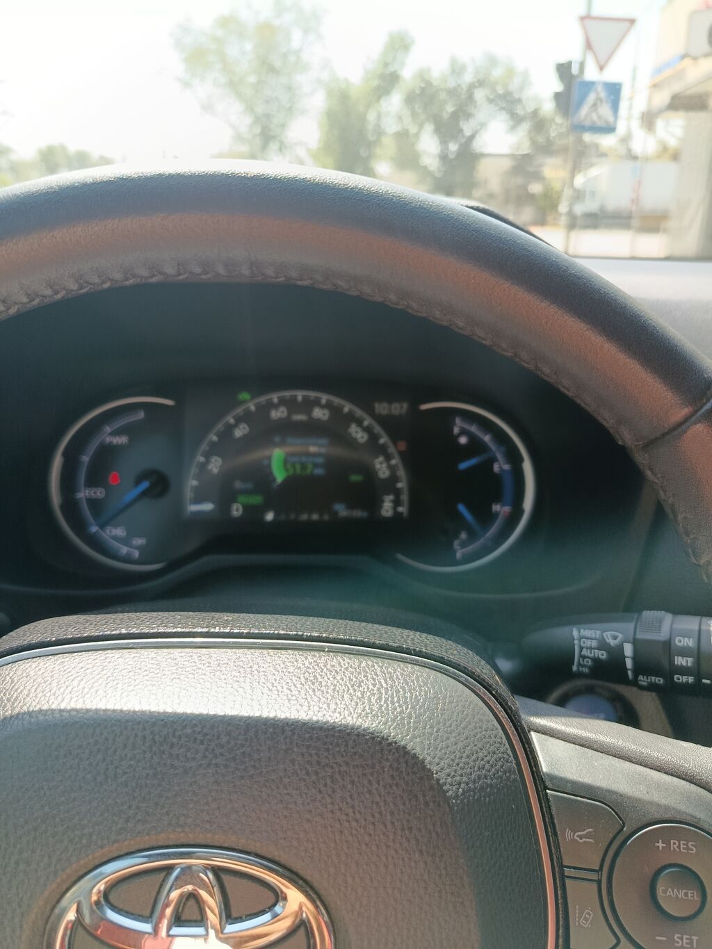 Toyota RAV4: 2021 г., 2.5 л, Автомат, Гибрид, Кроссовер: фото 5
