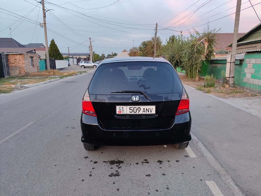 Honda Fit: 2006 г., 1.4 л, Вариатор, Бензин, Хэтчбэк: фото 5
