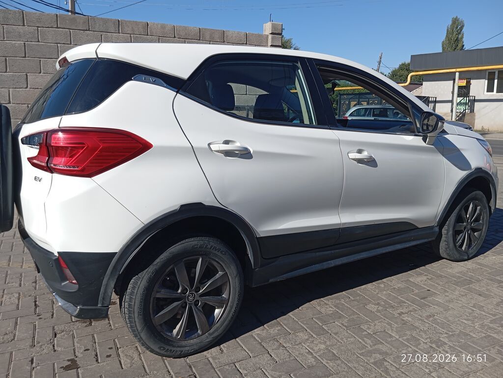 BYD Yuan Pro: 2020 г., 2 л, Автомат, Электромобиль, Кроссовер: фото 5