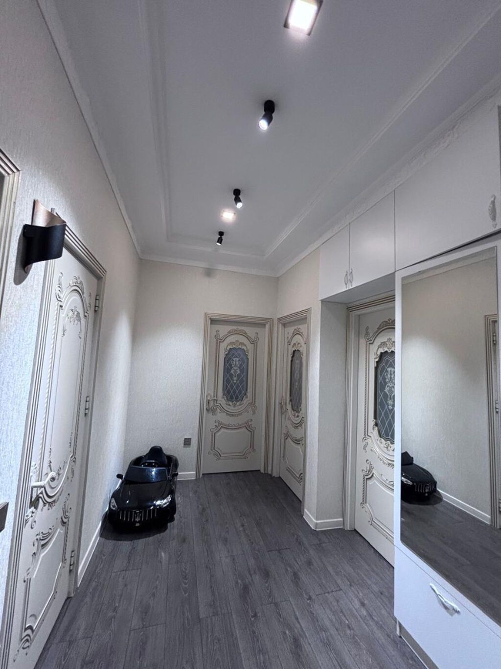 2 otaqlı, Yeni tikili, m. Qara Qarayev, 79 kv. m