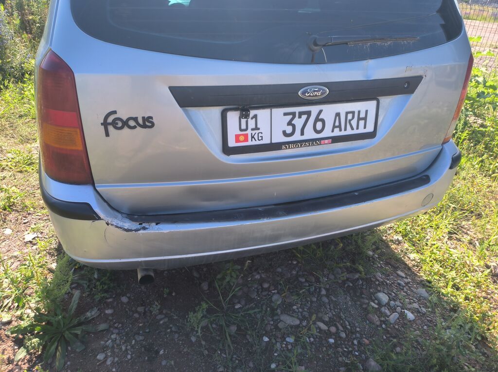 Ford Focus: 2003 г., 1.6 л, Механика, Бензин, Универсал: фото 7