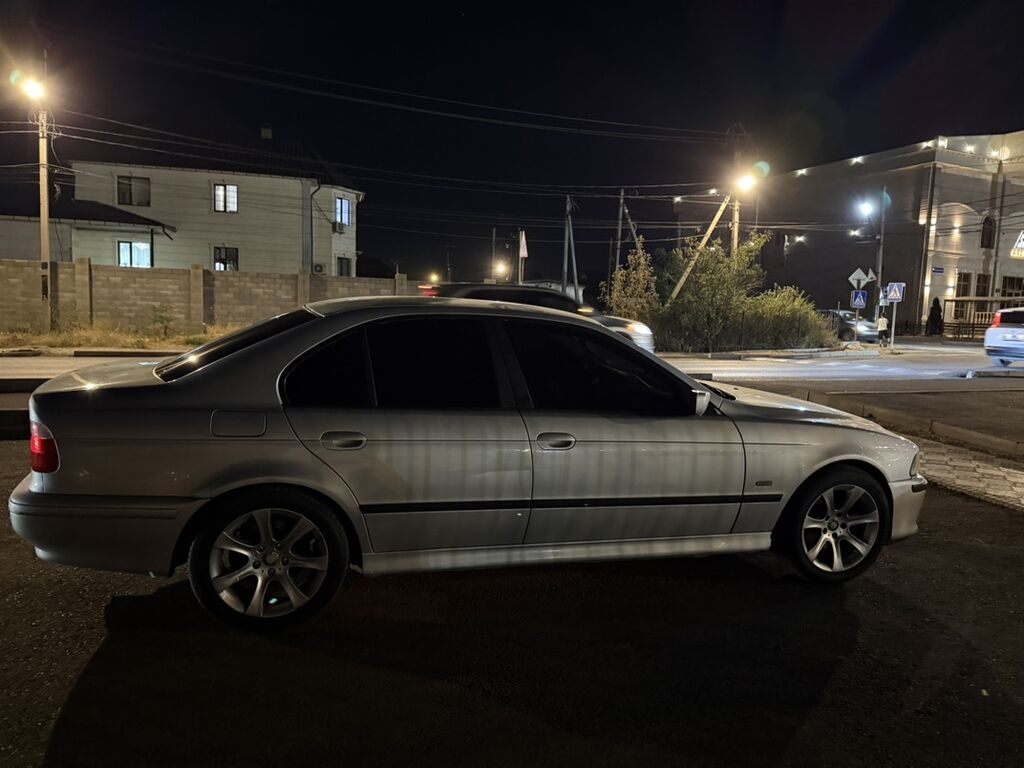 BMW 5 series: 2002 г., 3 л, Механика, Бензин, Седан: фото 6