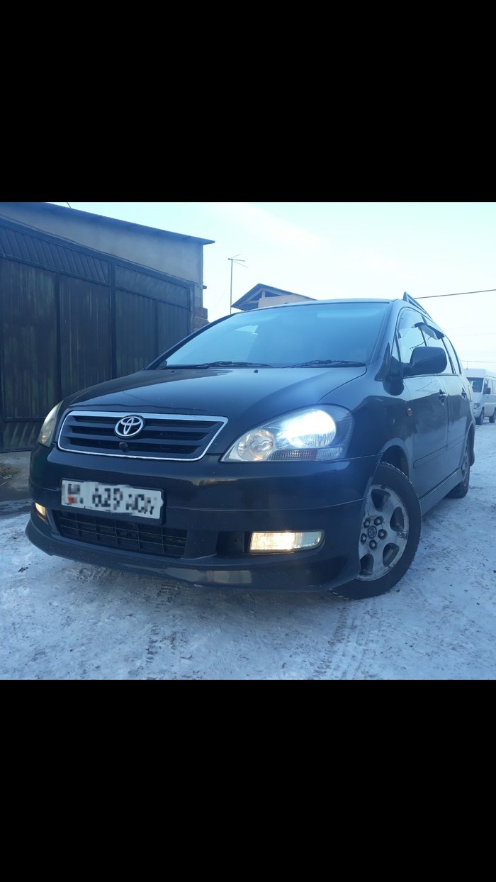 Toyota: Toyota Ipsum 2002 на lalafo.kg Toyota Ipsum 2002 в Бишкек