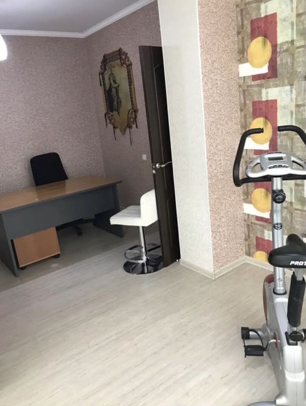 Сдаётся в аренду 3-уровневый дом — 300 м² Район Баха / Ахунбаева: фото 8