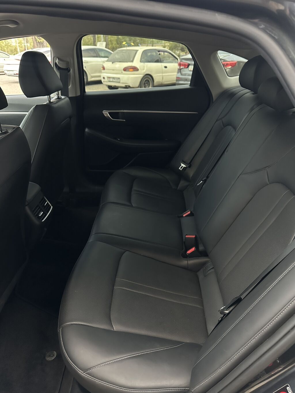 Hyundai Sonata: 2021 г., 2 л, Автомат, Гибрид, Седан: фото 4