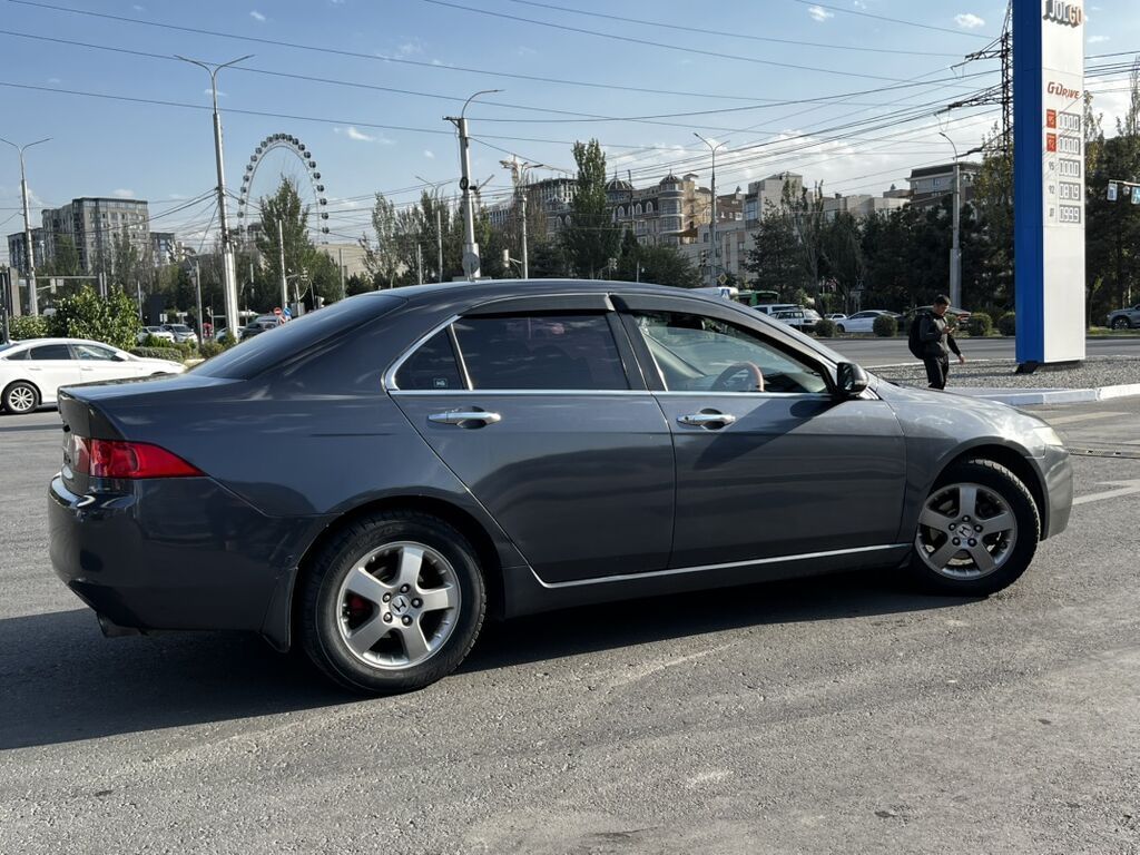 Honda Accord: 2003 г., 2 л, Автомат, Бензин, Седан: фото 5