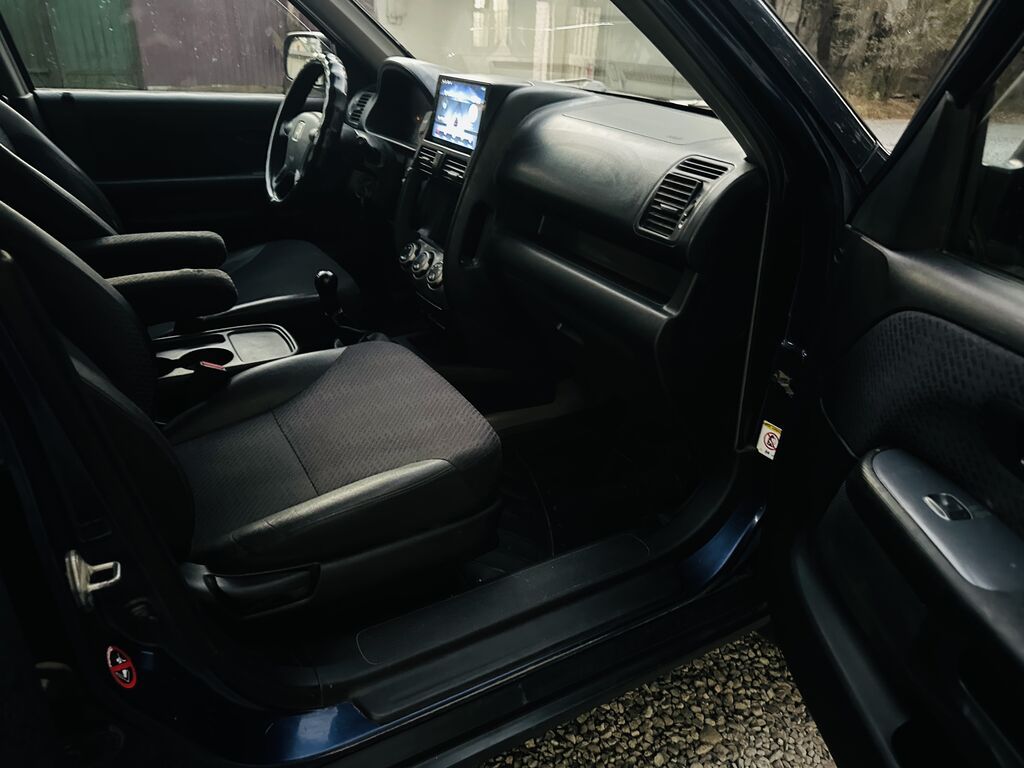 Honda CR-V: 2003 г., 2 л, Механика, Бензин, Внедорожник: фото 8
