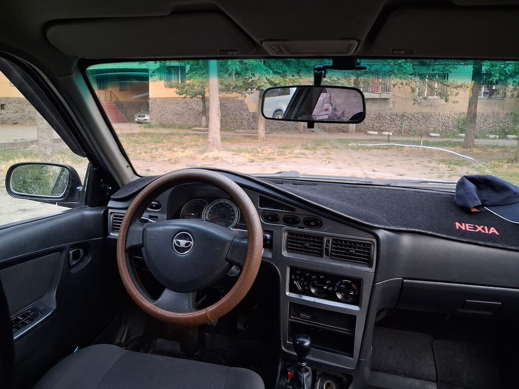 Daewoo Nexia: 2011 г., 1.6 л, Механика, Бензин, Седан: фото 8