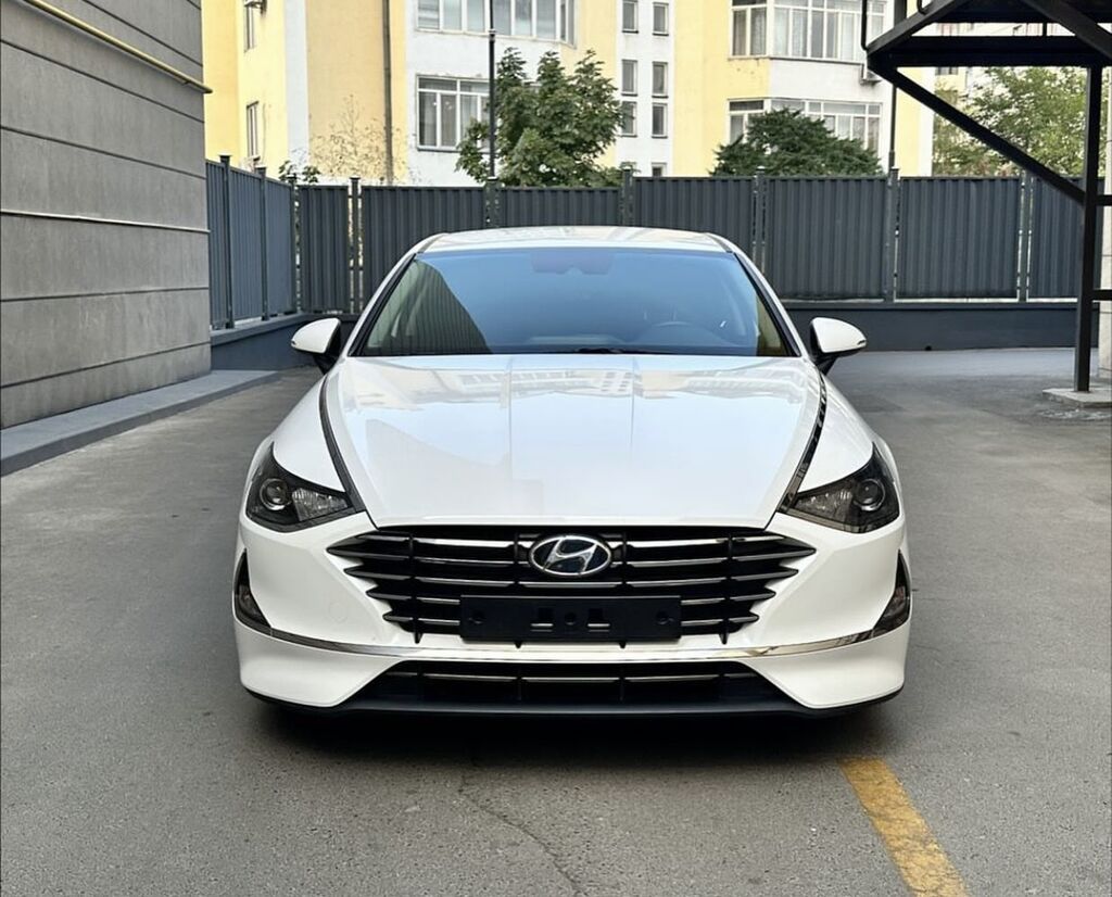 Hyundai Sonata: 2019 г., 2 л, Автомат, Бензин, Седан: фото 1