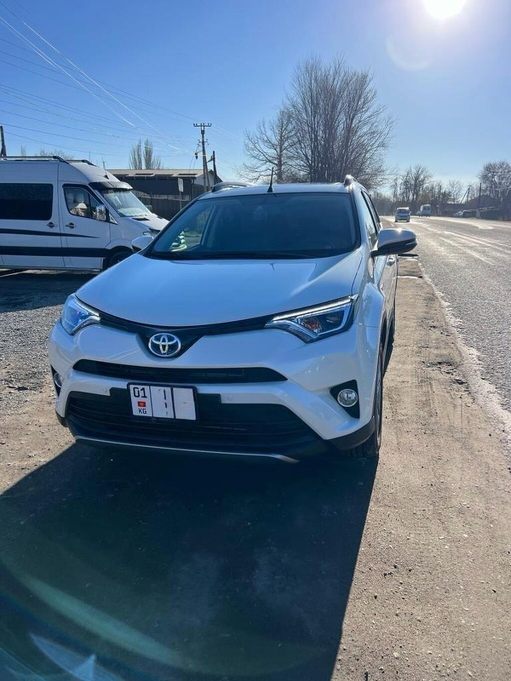 Toyota RAV4: 2018 г., 2.5 л, Гибрид, Кроссовер: фото 2